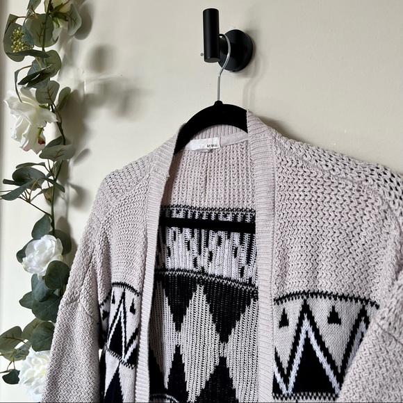 💚 Garage Tribal Pattern Cardigan - Picture 3 of 12